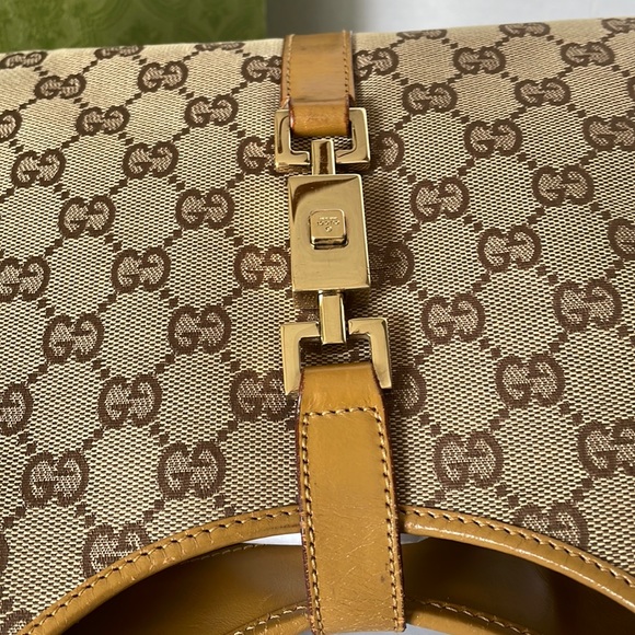 ❌🛑Price Drop ❌Authentic Gucci Jacquie GG Canvas Handbag. - Picture 7 of 16
